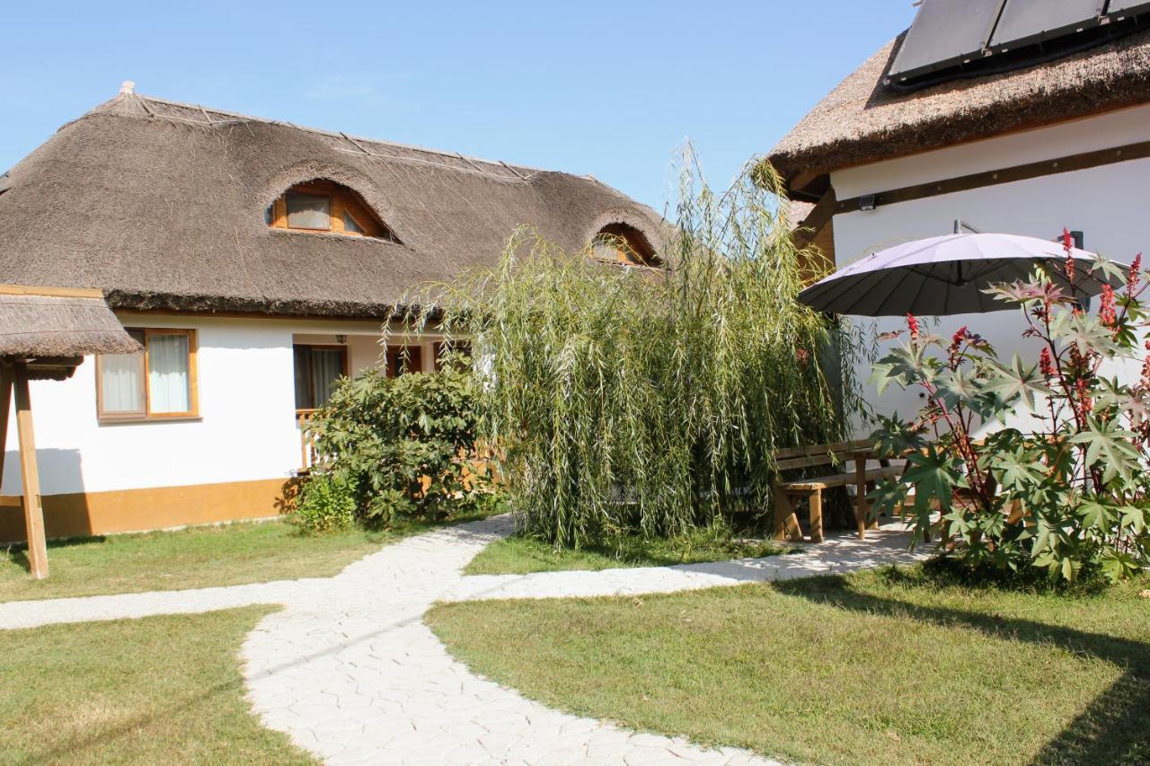 Cerdacul Cu Stuf Sfântu Gheorghe Exterior foto